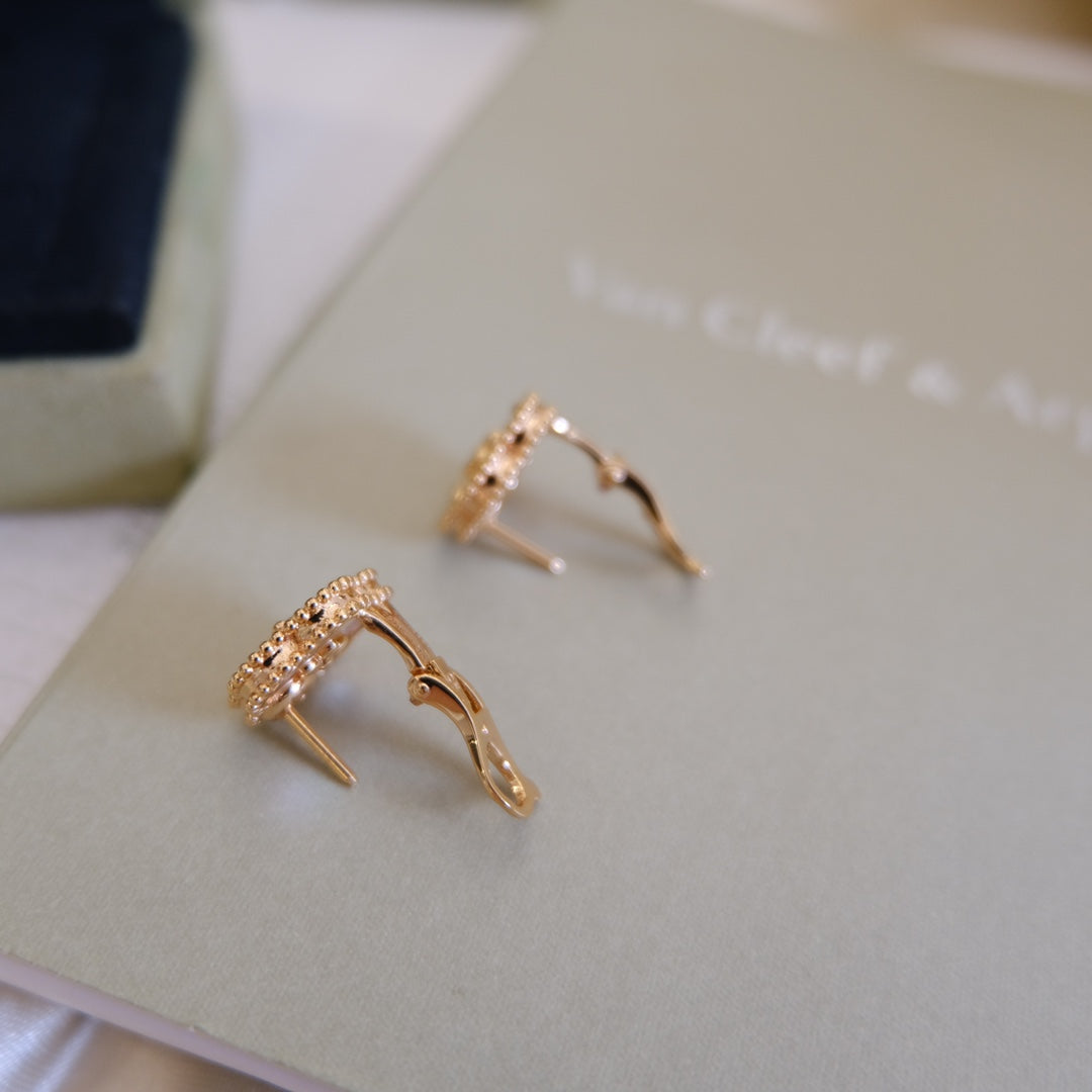 [⭐Veyra]2026 NEW STYLE LUCKY SPRING EARRINGS