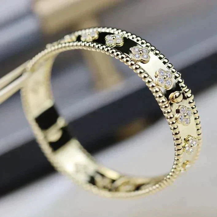 [⭐Veyra]CLOVER BRACELET 8MM DIAMONDS