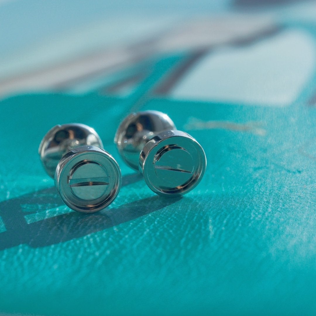 [⭐Veyra]LOVE EARRINGS SILVER 10MM