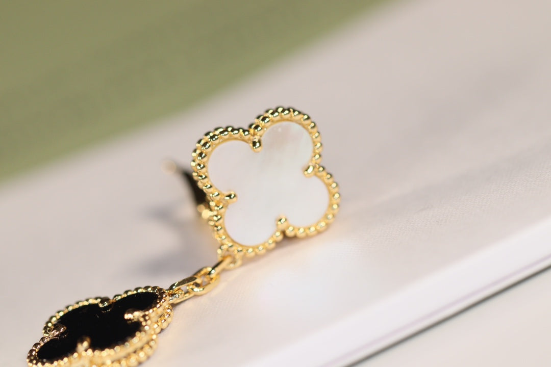 [⭐Veyra]CLOVER EARRINGS GOLD ONYX MOP 3 MOTIF