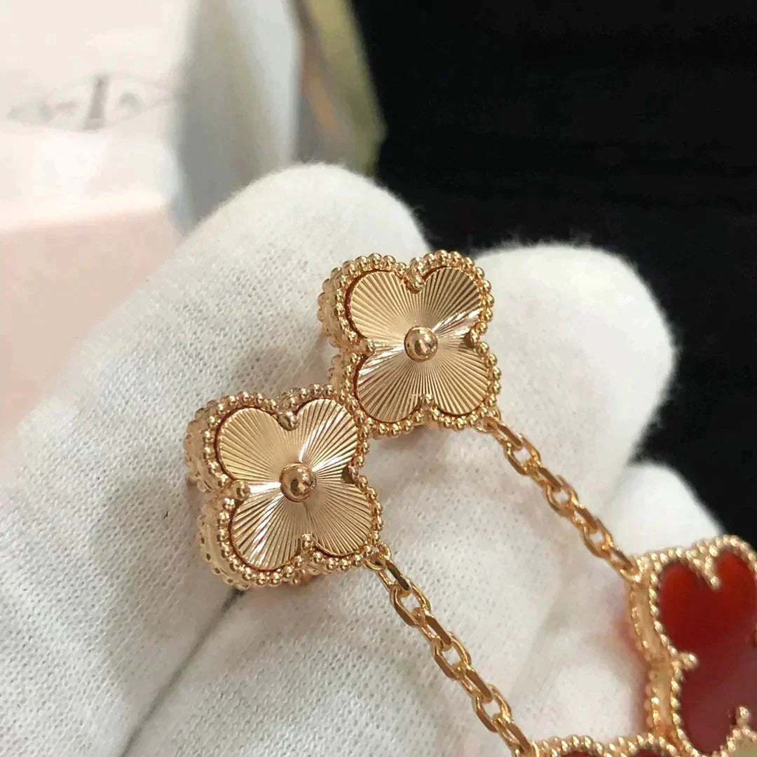 [⭐Veyra]CLOVER 2 MOTIF  LASER CARNELIAN EARRINGS