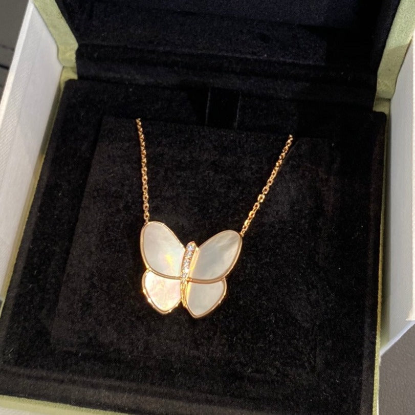 [⭐Veyra]BUTTERFLY GOLD MOP DIAMOND NECKLACE