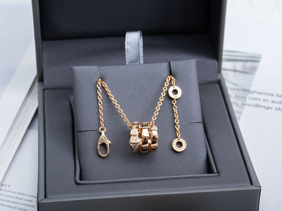 [⭐Veyra]SERPENTI PINK GOLD NECKLACE DIAMOND