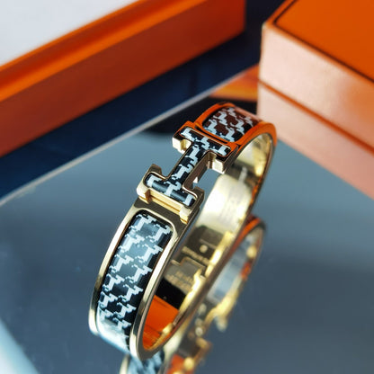 [⭐Veyra]H HORSE BRACELET 12MM