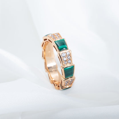 [⭐Veyra]SERPENTI RING PINK GOLD MALACHITE DIAMOND PAVED 4MM