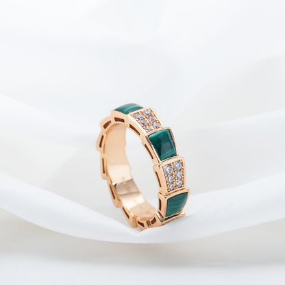 [⭐Veyra]SERPENTI RING PINK GOLD MALACHITE DIAMOND PAVED 4MM