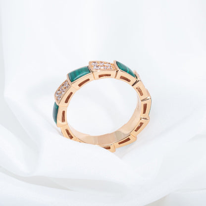 [⭐Veyra]SERPENTI RING PINK GOLD MALACHITE DIAMOND PAVED 4MM