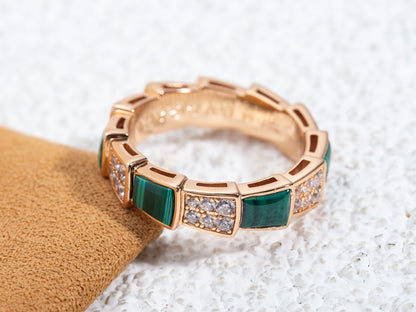 [⭐Veyra]SERPENTI RING PINK GOLD MALACHITE DIAMOND PAVED 4MM
