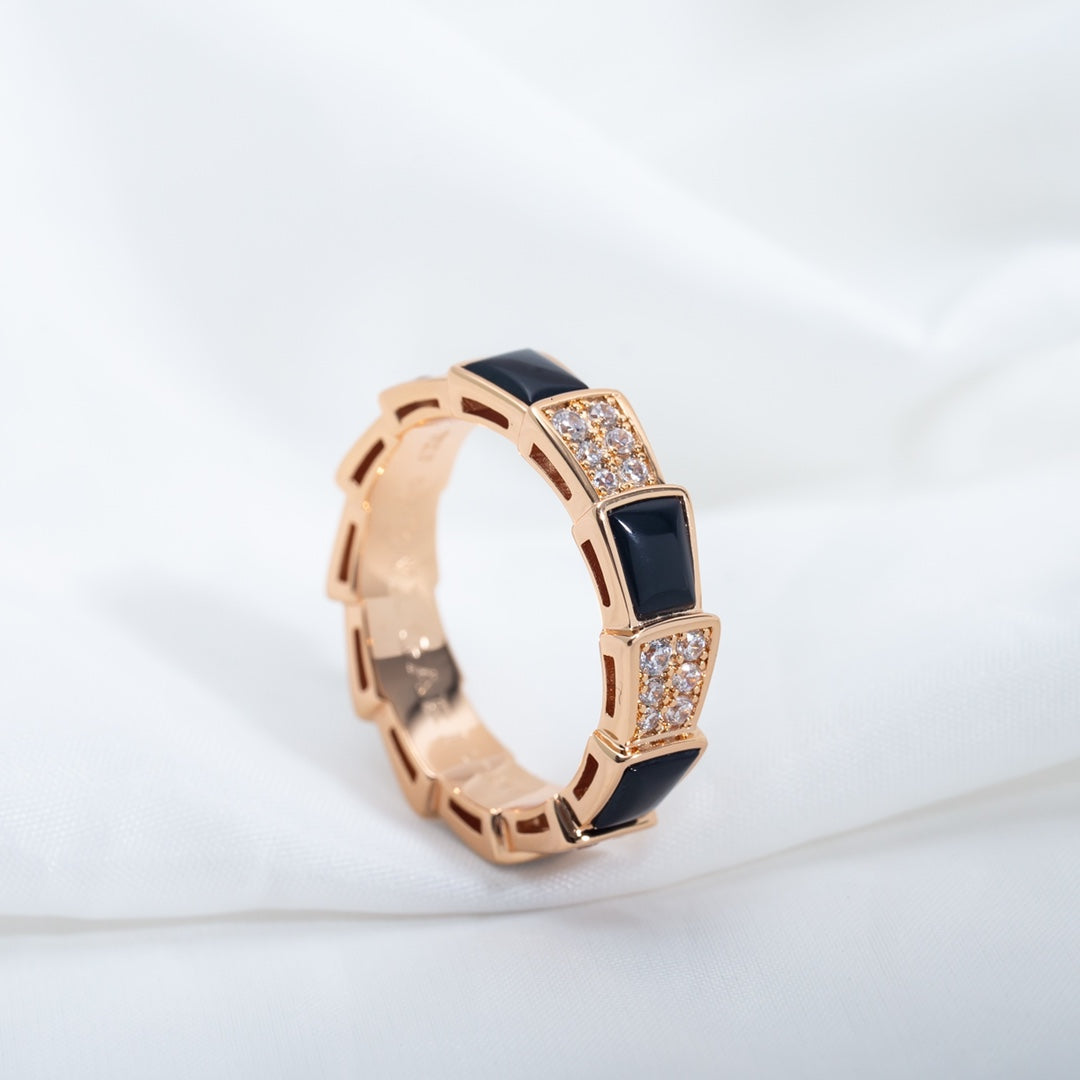 [⭐Veyra]SERPENTI RING PINK GOLD BLACK MOP DIAMOND PAVED 4MM