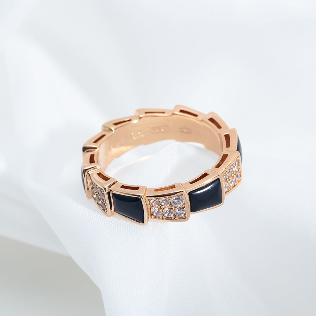 [⭐Veyra]SERPENTI RING PINK GOLD BLACK MOP DIAMOND PAVED 4MM