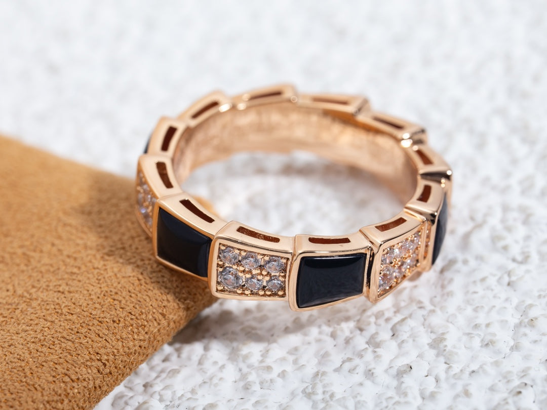 [⭐Veyra]SERPENTI RING PINK GOLD BLACK MOP DIAMOND PAVED 4MM