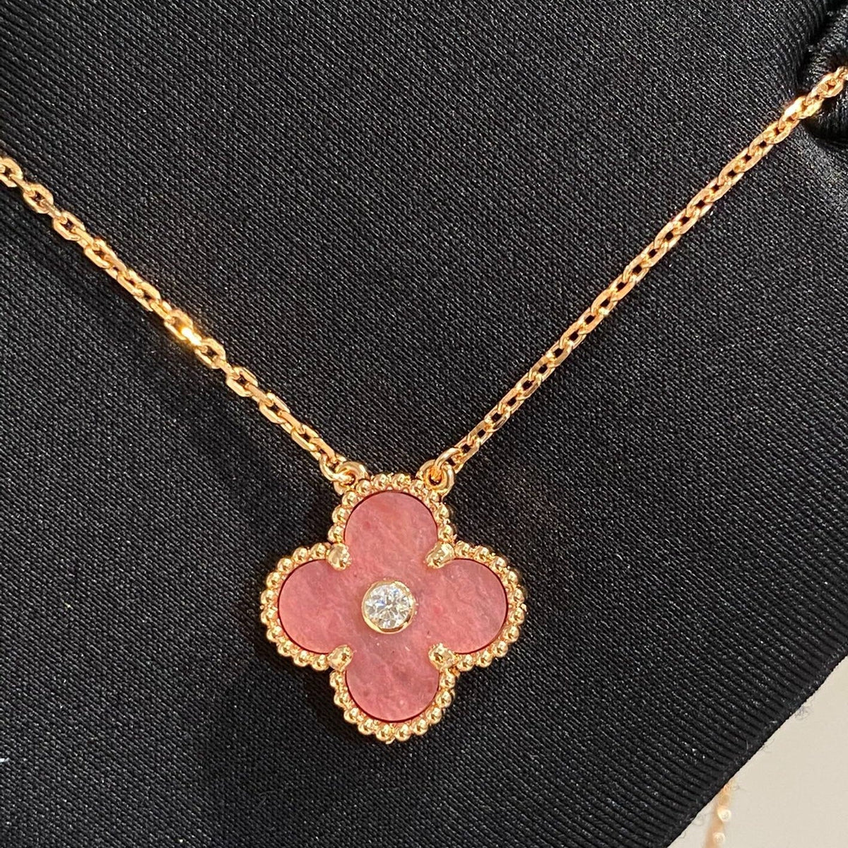[⭐Veyra]CLOVER 15MM DIAMOND RHODONITE NECKLACE