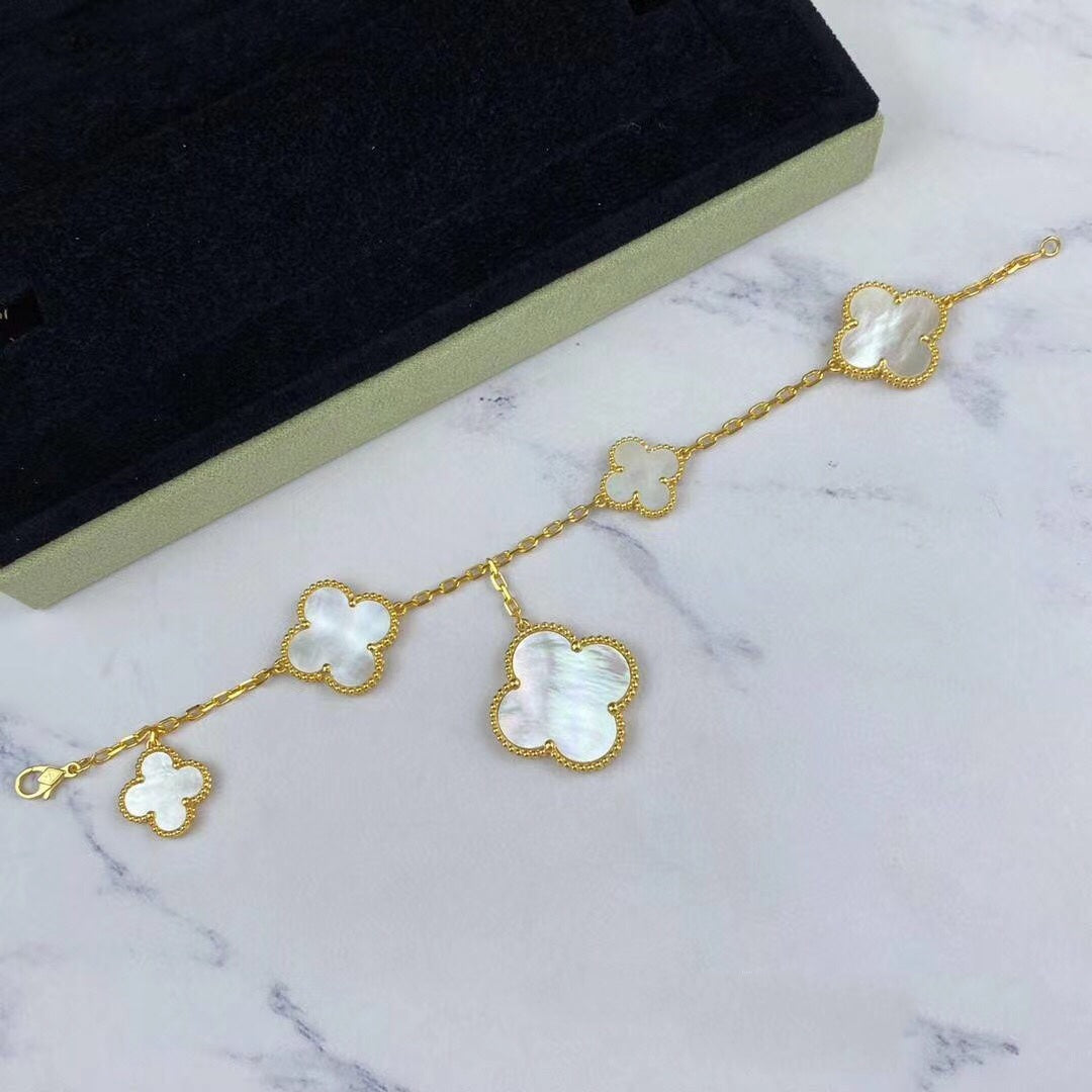 [⭐Veyra]MAGIC CLOVER MOP GOLD BRACELET 5 MOTIFS