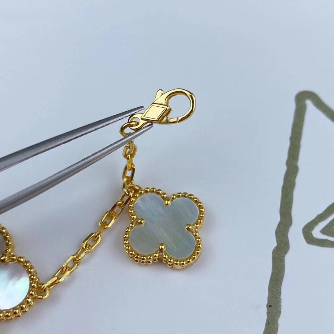 [⭐Veyra]MAGIC CLOVER MOP GOLD BRACELET 5 MOTIFS