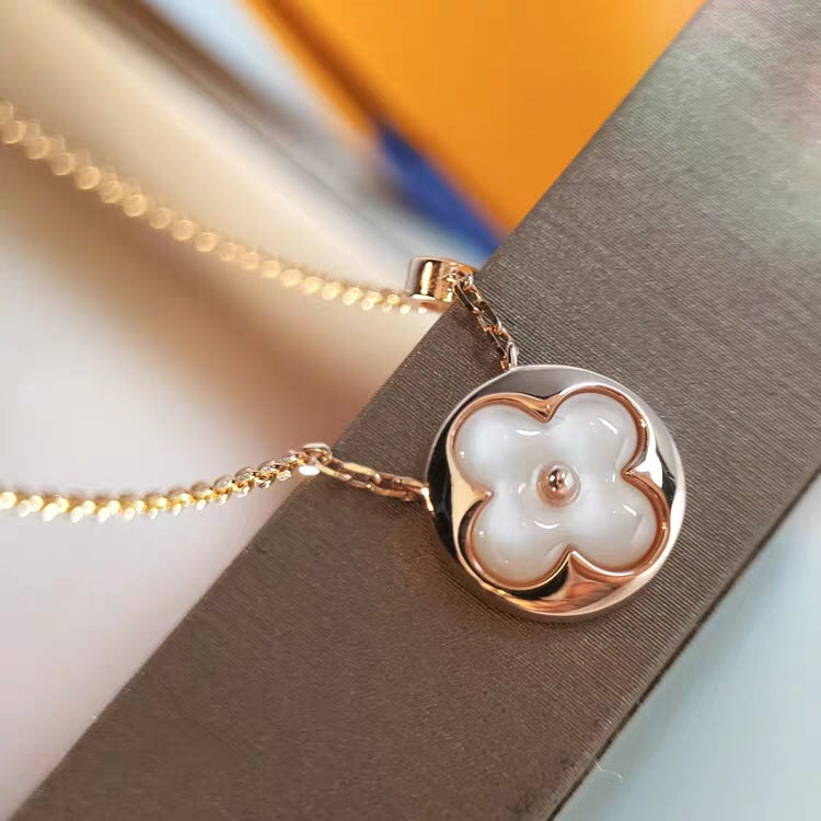 [⭐Veyra]SUN MOP GOLD 1 DIAMOND NECKLACE