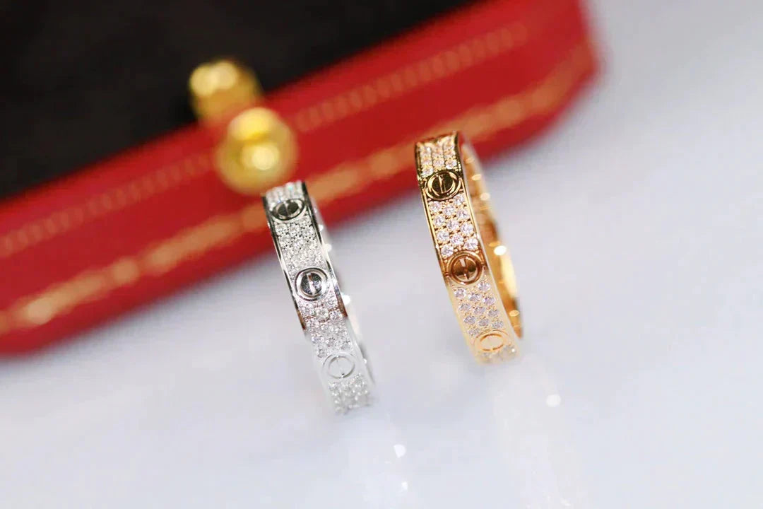 [⭐Veyra]LOVE RING 3.6MM DIAMOND PAVED