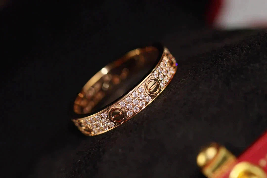[⭐Veyra]LOVE RING 3.6MM DIAMOND PAVED