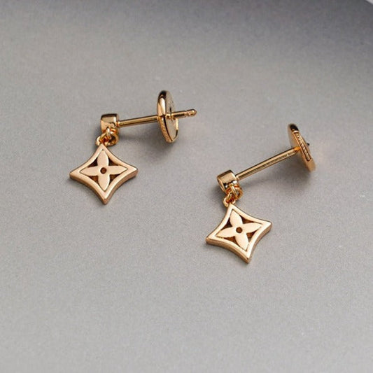 [⭐Veyra]STAR EARRINGS GOLD