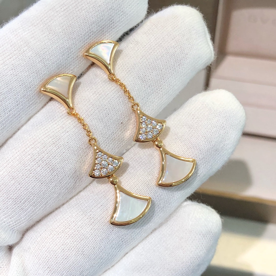 [⭐Veyra]DREAM EARRINGS 3 MOTIFS DIAMOND MOP PINK GOLD