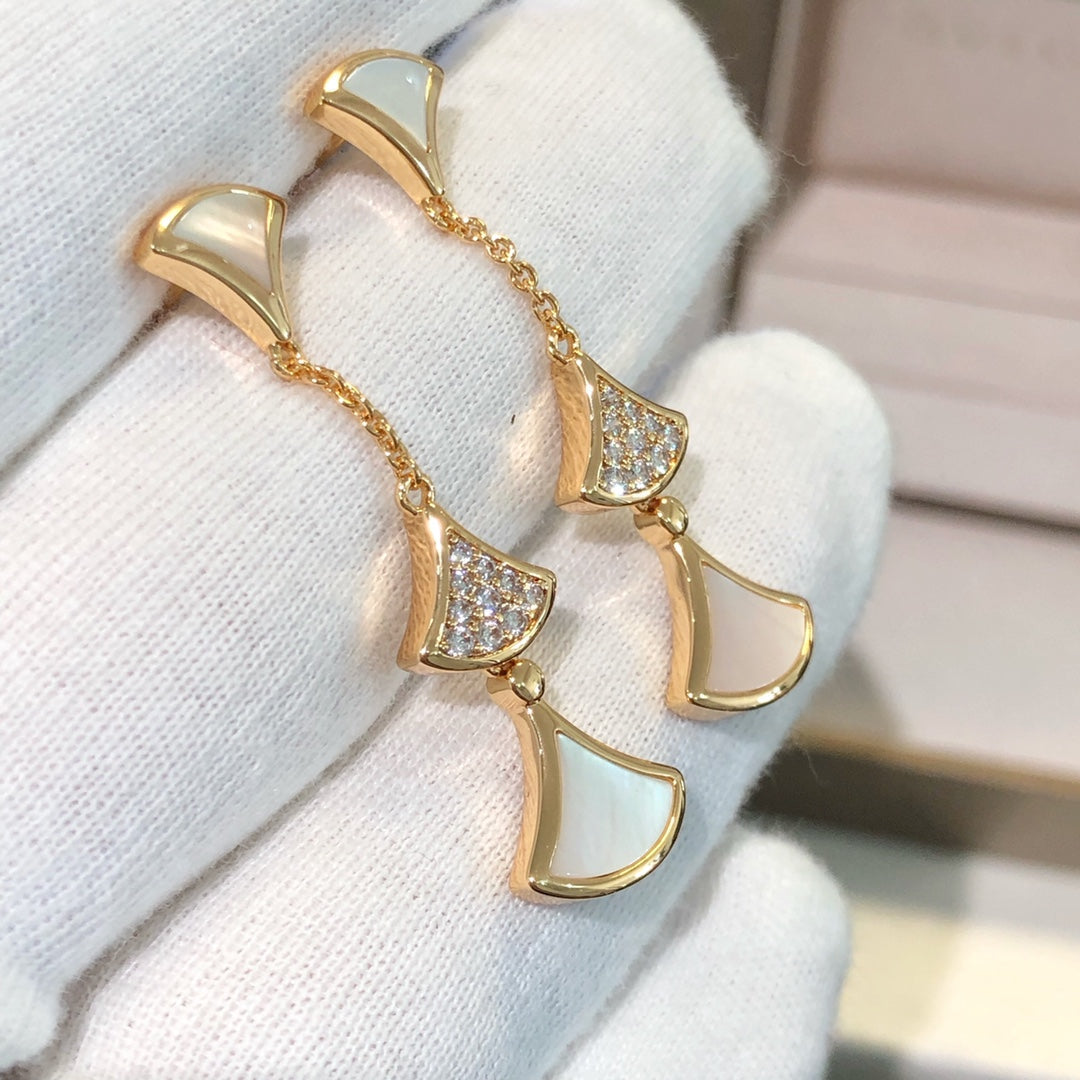 [⭐Veyra]DREAM EARRINGS 3 MOTIFS DIAMOND MOP PINK GOLD