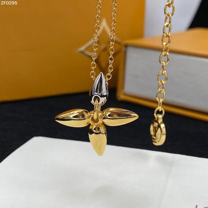 [⭐Veyra]LOUISETTE PEDANT GOLD NECKLACE
