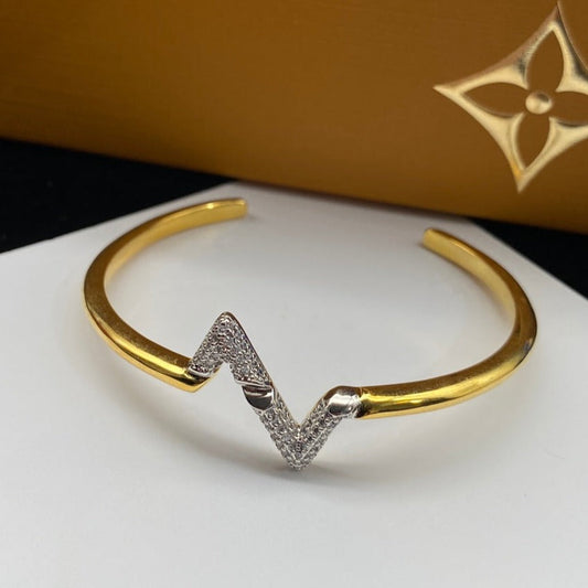 [⭐Veyra]VOLTE UPSITE DOWN DIAMOND GOLD OPEN BRACELET