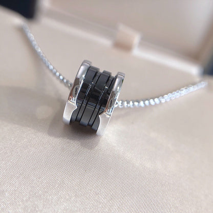[⭐Veyra]ZERO 1 BLACK CERAMIC SILVER NECKLACE
