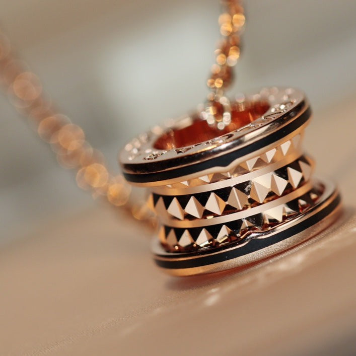 [⭐Veyra]ZERO 1 ROCK PEDANT PINK GOLD BLACK NECKLACE