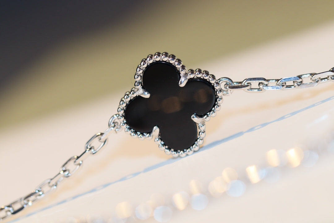 [⭐Veyra]CLOVER 20 MOTIFS ONYX DIAMOND SILVER