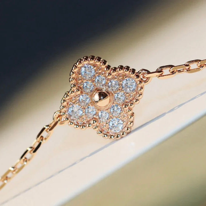 [⭐Veyra]CLOVER 20 MOTIFS LASER DIAMOND NECKLACE