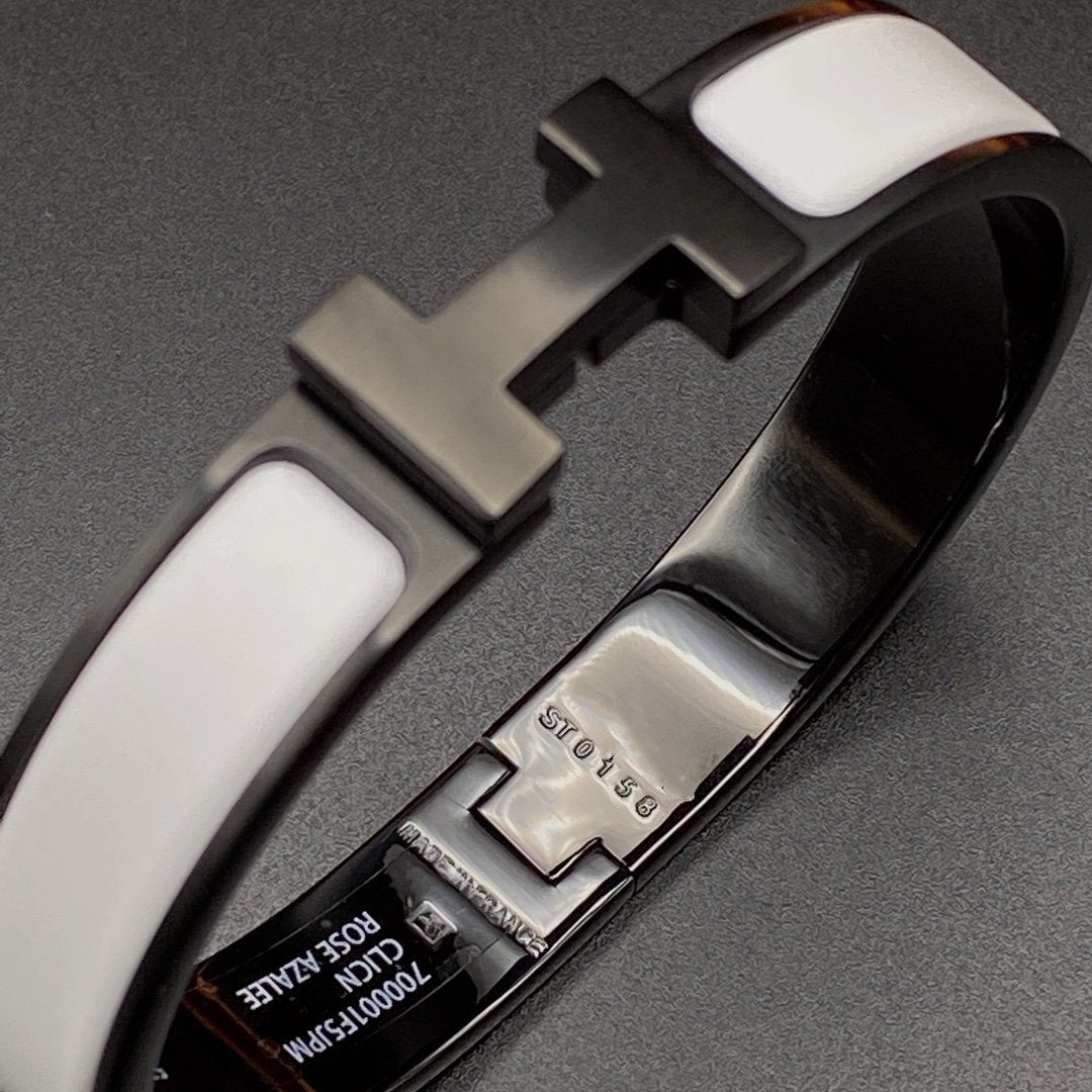 [⭐Veyra]H BRACELET 12MM BLACK WHITE CERAMIC