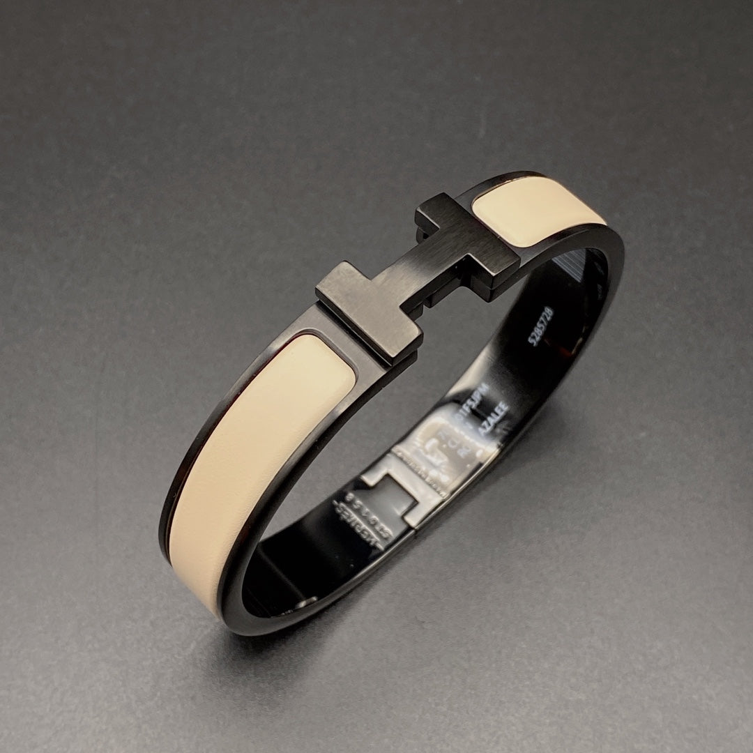 [⭐Veyra]H BRACELET 12MM BLACK BEIGE CERAMIC