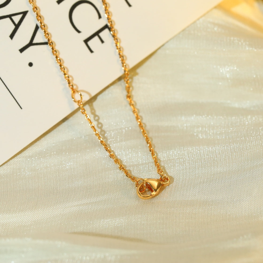 [⭐Veyra]VOLT SILVER DIAMOND PEDANT NECKLACE