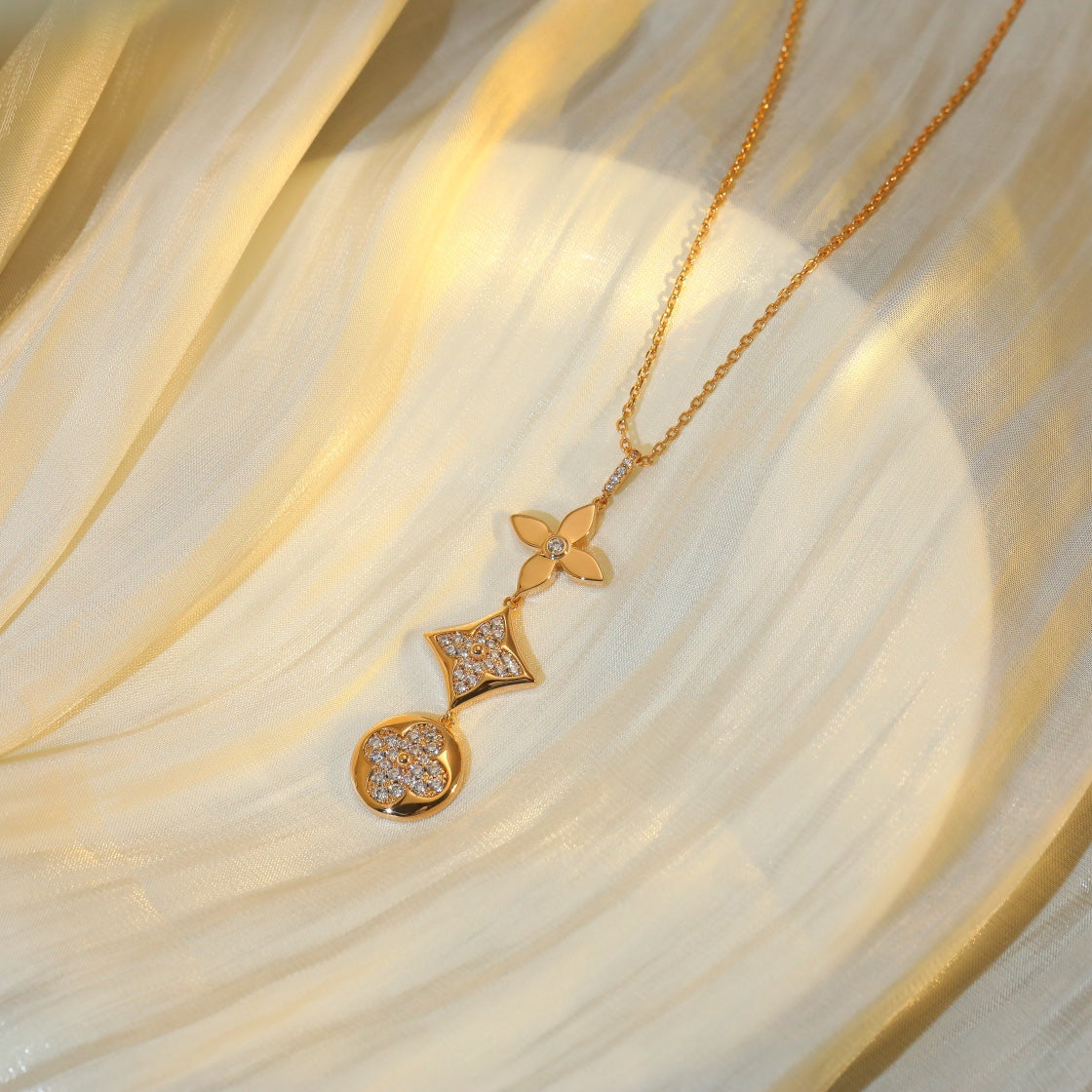 [⭐Veyra]STAR AND SUN DIAMOND PINK GOLD NECKLACE