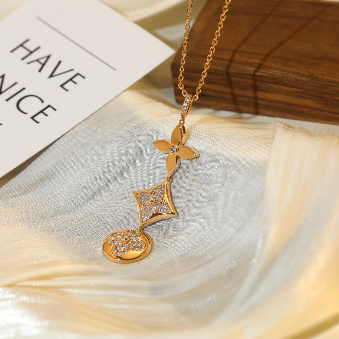 [⭐Veyra]STAR AND SUN DIAMOND PINK GOLD NECKLACE