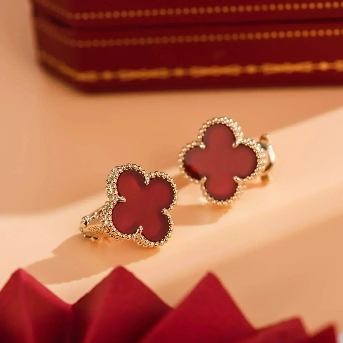 [⭐Veyra]CLOVER MEDIUM 1 MOTIFS CARNELIAN  EARRINGS