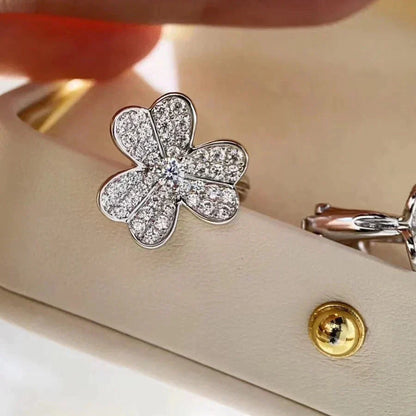 [⭐Veyra]CLOVER COMOS DIAMOND EARRINGS SILVER