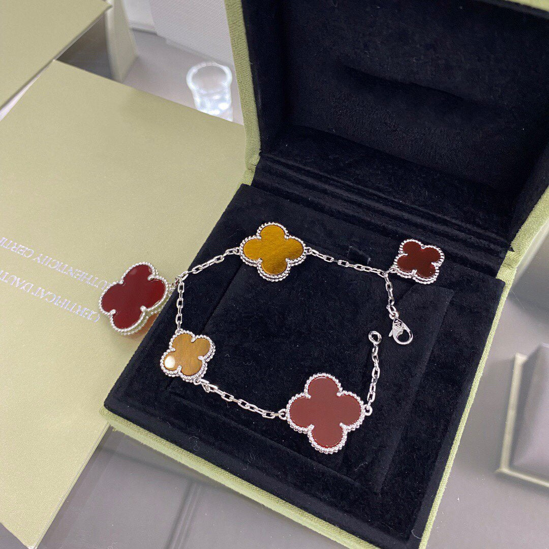 [⭐Veyra]CLOVER 5 MOTIFS SIVLER CARNELIAN TIGER EYE BRACELET