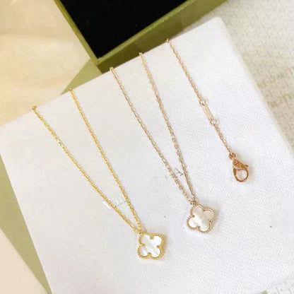 [⭐Veyra]CLOVER MINI 9.5MM WHITE MOTHER-OF-PEARL NECKLACE