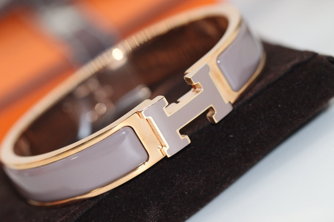[⭐Veyra]H BRACELET 12MM BROWN