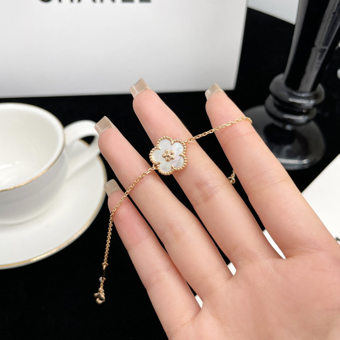 [⭐Veyra]LUCKY SPRING ROSE GOLD MOP BRACELET