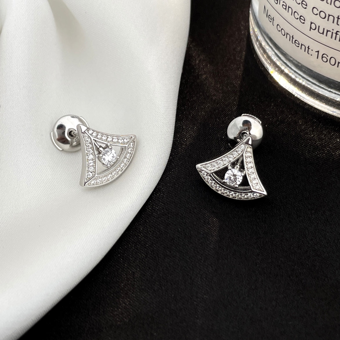 [⭐Veyra]DREAM MINI DIAMOND STUD EARRINGS