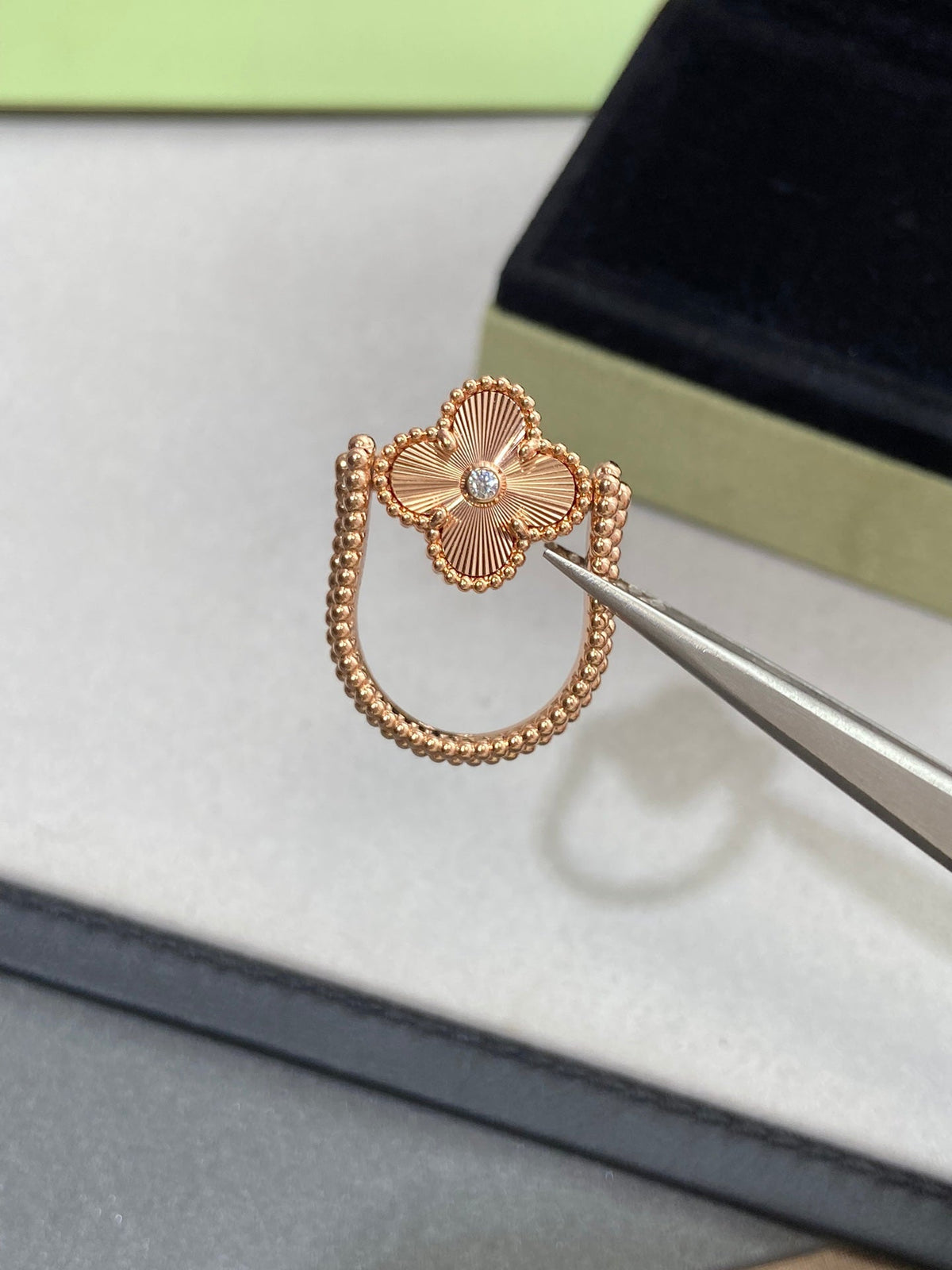 [⭐Veyra]CLOVER RIVERSIBLE ROSE GOLD RING