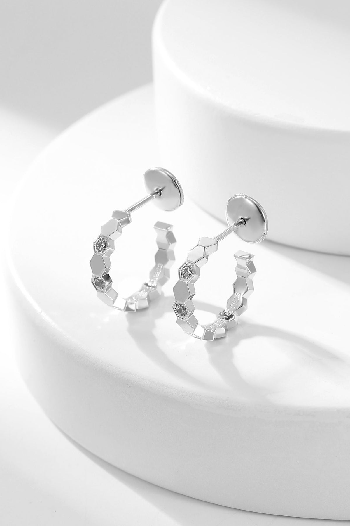 [⭐Veyra]BEE LOVE DIAMOND HOOP EARRINGS