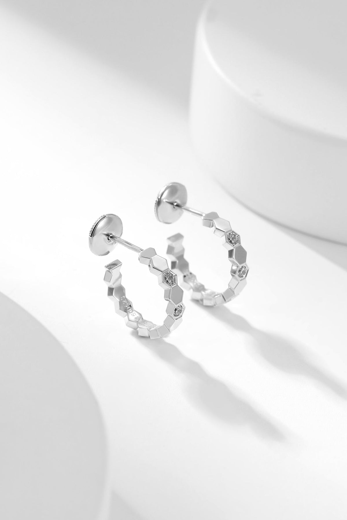 [⭐Veyra]BEE LOVE DIAMOND HOOP EARRINGS