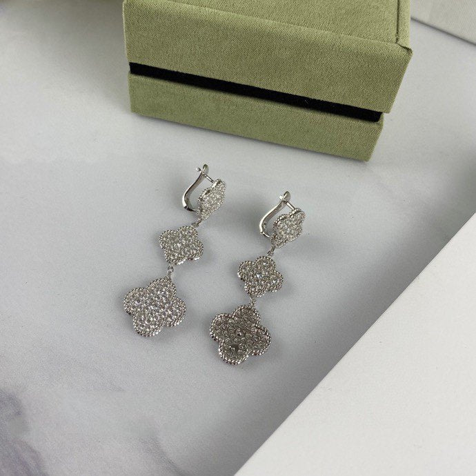 [⭐Veyra]CLOVER 3 MOTIF DIAMOND SILVER DROP EARRINGS