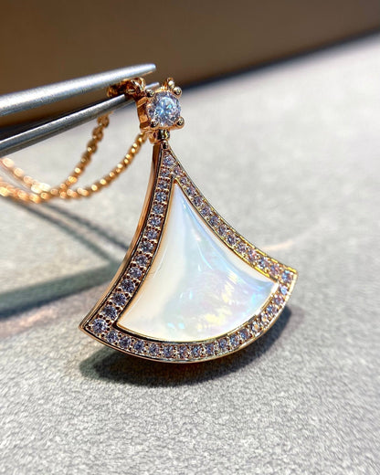 [⭐Veyra]DREAM MOP DIAMOND PAVED PINK GOLD NECKLACE