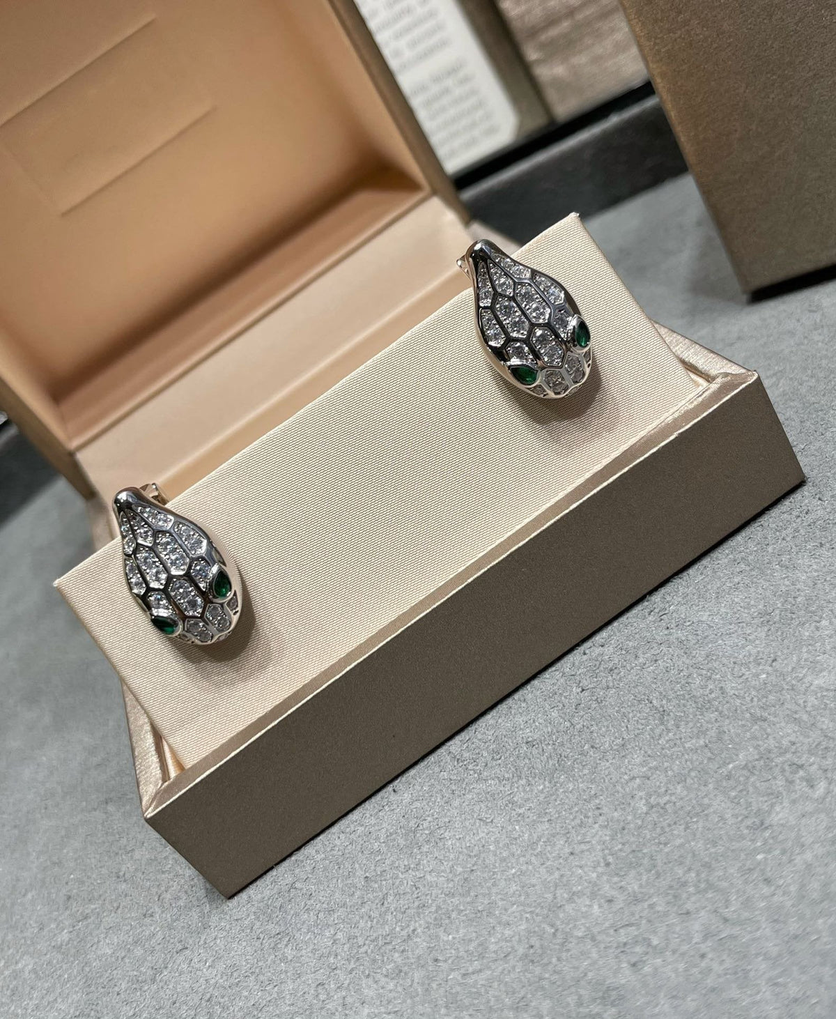 [⭐Veyra]SERPENT DIAMOND STUD EARRINGS