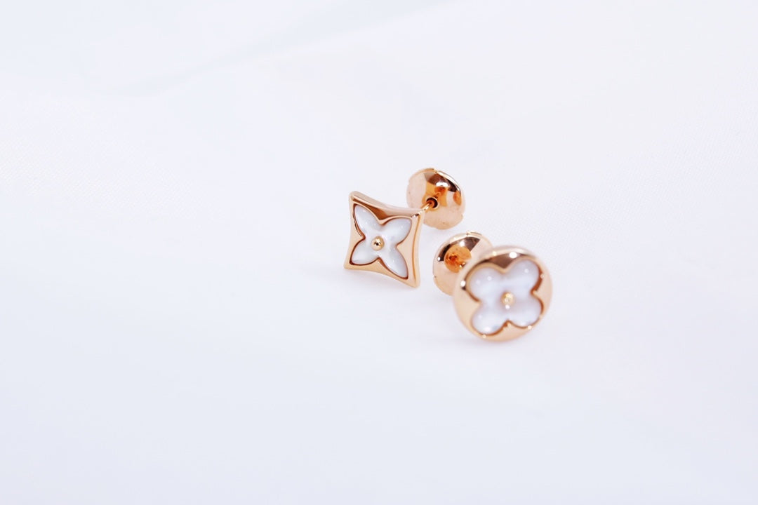 [⭐Veyra]STAR AND SUN PINK GOLD MOP STUD EARRINGS