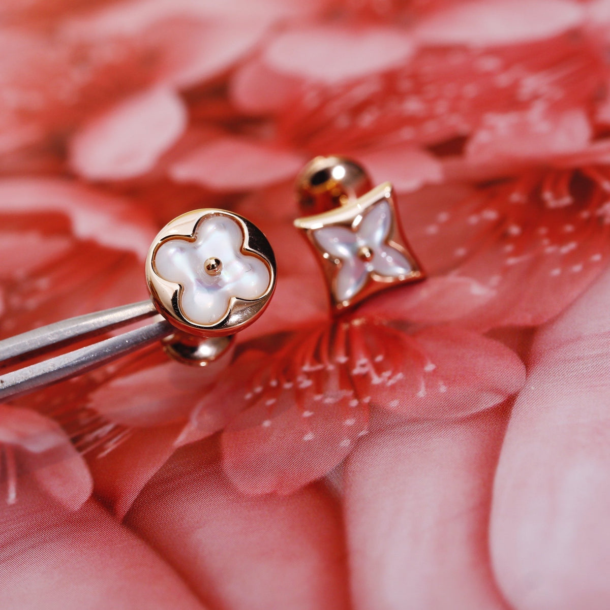 [⭐Veyra]STAR AND SUN PINK GOLD MOP STUD EARRINGS